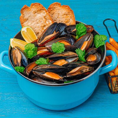 Мидии в соусе том ям в Pacific по цене 1200 ₽