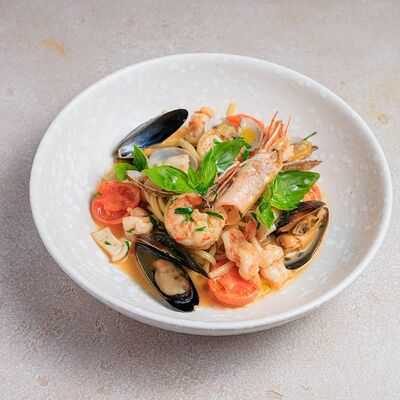 Лингвини с морепродуктами в Bocconcino по цене 1910 ₽