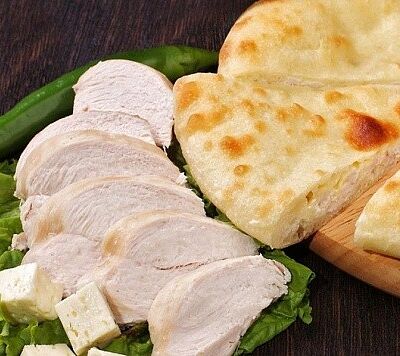 Осетинский пирог с куриным филе, грибами и сыром в Осетинские пироги от Забавы по цене 1550 ₽