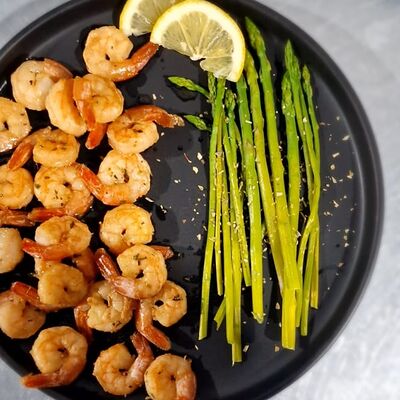 Креветка со спаржейв Лори кафе по цене 1350 ₽