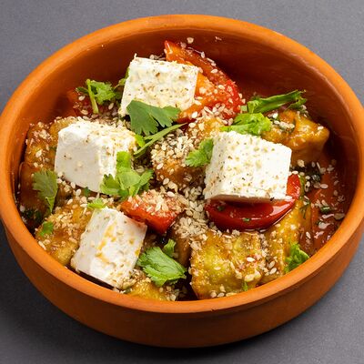 Салат Хрустящий баклажан в Белый барашка по цене 517 ₽