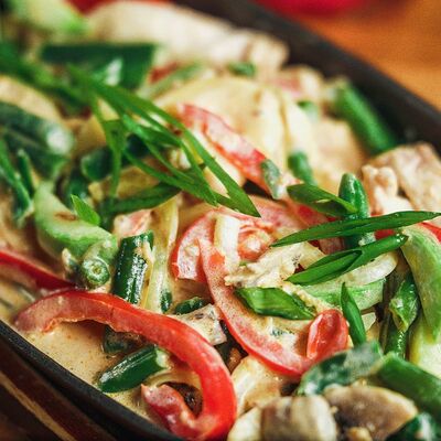 Фрикасе из цыпленка в Вобла по цене 530 ₽