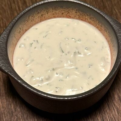 Сметанный с зеленью соус в The Kabak по цене 160 ₽