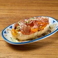 Брускетта с Прошуто и хурмой в Итальянцы