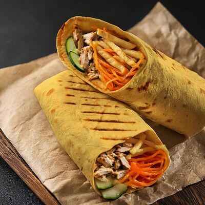 Шаурма в сырном лаваше в Студенческий рай по цене 350 ₽