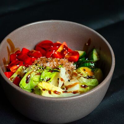 Боул со свежими овощамив Co.mein по цене 505 ₽