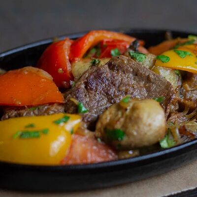 Мясо по-бакински в Старый Баку по цене 760 ₽
