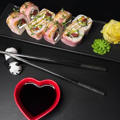 Ролл в беконе в От Нафани по цене 390 ₽