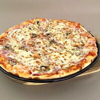 Пицца Ветчина с грибами в Piccola Pizza