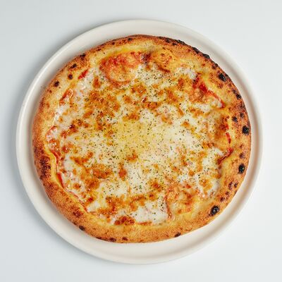 Пицца Маргарита в Everland по цене 890 ₽