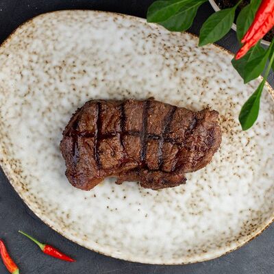 Стейк стриплойн в Руки ВВерх! Бар по цене 1800 ₽