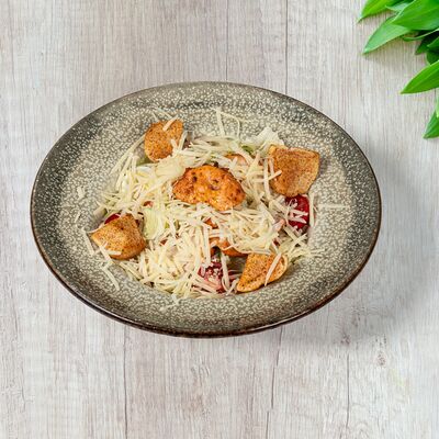 Салат Цезарь в Царь-Кебаб по цене 380 ₽