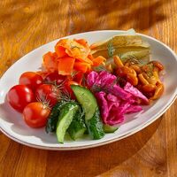 Соленья в BBQ Beer Restaurant