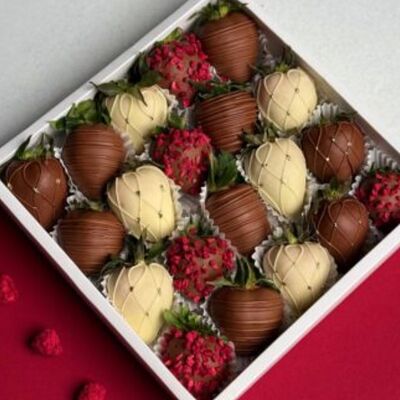 Клубника в шоколаде Искушение М в Mosfresa по цене 3290