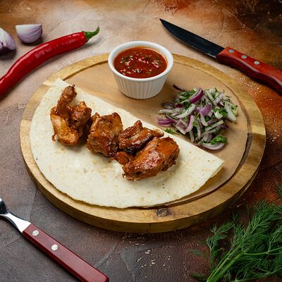 Шашлык из бедра цыпленкав Чебуречная & Шаурма по цене 470 ₽
