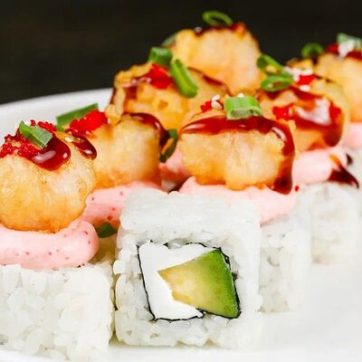 Ролл с креветками в Пхипхи по цене 520 ₽