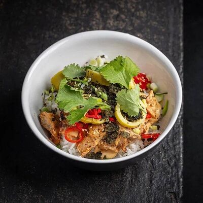 Поке с имбирным цыпленком в Техникум по цене 690 ₽