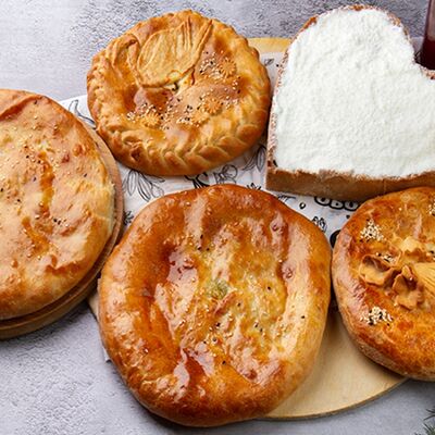 Сет из 5 пирогов в Пекарня Кулинария Пиццерия ОБОЖАЮТВСЕ! по цене 5499 ₽