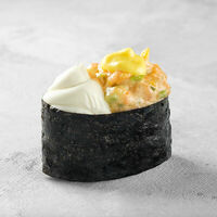 Гункан Лосось-сыр в Мох