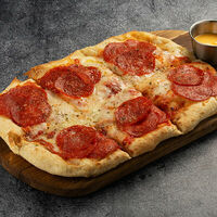 Пицца пеперони в BeerLogovo