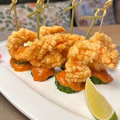 Креветки Том-Ям в Бальзамин по цене 980 ₽