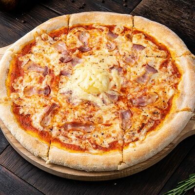 Пицца Карбонара в Мангал по цене 440 ₽