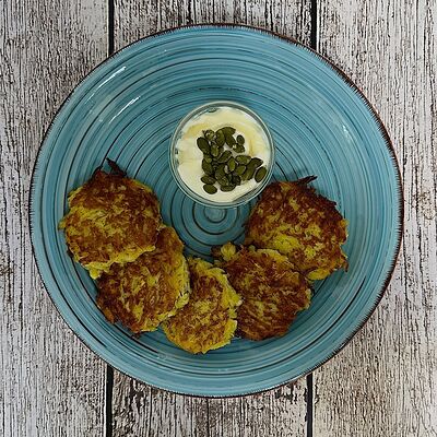 Оладьи тыквенно-яблочные в Луна Рыба по цене 360 ₽