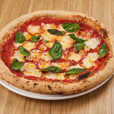 Пицца Маргарита в Итальянское бистро Figata по цене 715 ₽