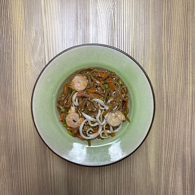 Соба с морепродуктами в Ramen Chicken по цене 559 ₽