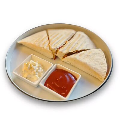 Кесадилья с курицей в Sushiman по цене 2400 ₸