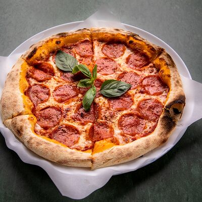 Пицца Пеперони в Oreganos по цене 690 ₽