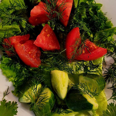 Свежее Ассорти в Джон Вкусный по цене 10700 ₽