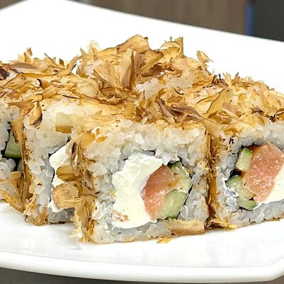 Бонито с копченым лососемв Tiki Taki по цене 345 ₽