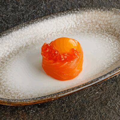 Лосось, красная икра, желток в Puberty по цене 310 ₽