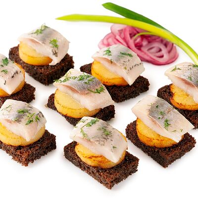 Сельдь на тостах в Сыто Пьяно по цене 375 ₽