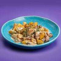 Курица с картофелем в сливочном соусе в Food taxi