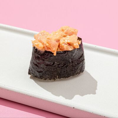 Суши спайси лосось в Ихтус по цене 149 ₽