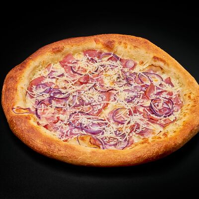 Карбонара 30 см в Go Суши & Гирос по цене 1100 ₽