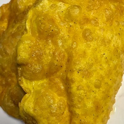 Чебурек с нежной курицей М в Cheburek по цене 250 ₽