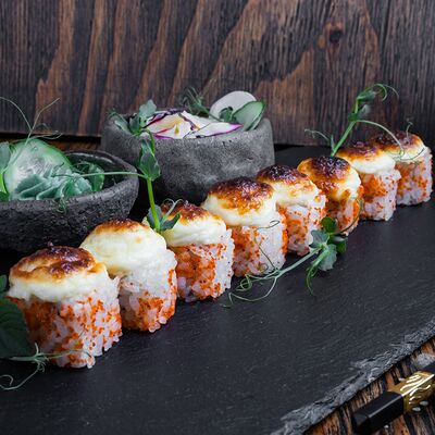 Креветка под сырной шапочкой в Ohasi по цене 680 ₽