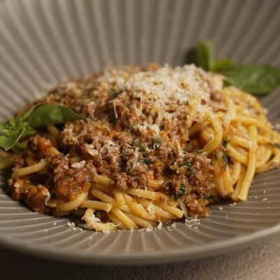 Болоньезе в Fllore cafe по цене 649 ₽