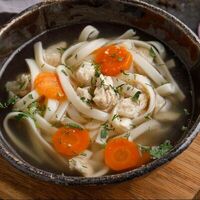 Куриный суп с лапшой и филе цыплёнка в Охота на Енота