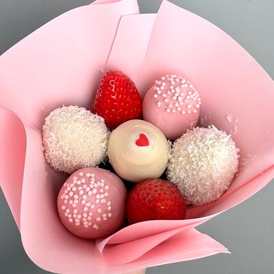 Букет Клубника в шоколаде (7 шт.) №1 в Con Amore по цене 1590 ₽