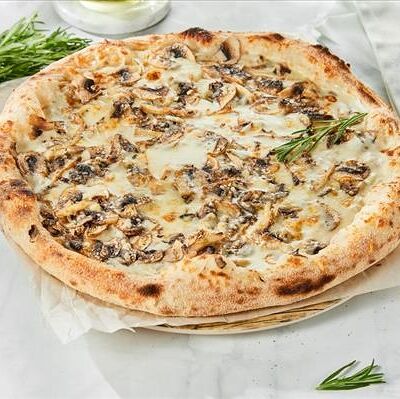 Пицца Грибная с трюфельным соусомв ЮГА по цене 1600 ₽