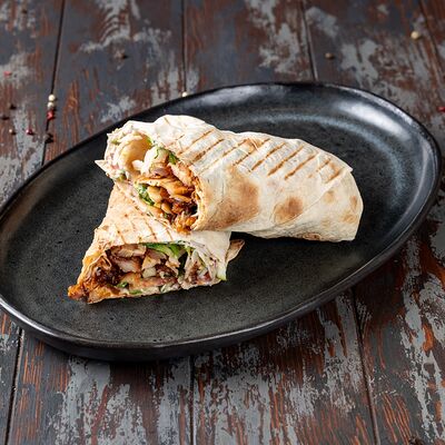 Шаурма с курицей с грибами в Istanbul StreetFood по цене 540 ₽