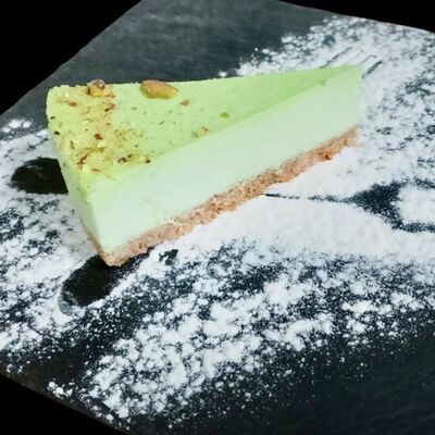 Чизкейк фисташковый в Deep Tasty по цене 375 ₽