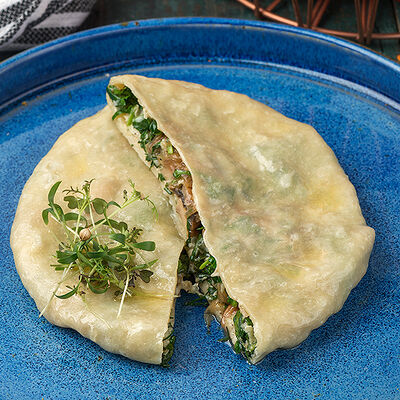 Грузинские квари с зеленью, сыром и грибами в ЛарисуВаннуХочу по цене 450