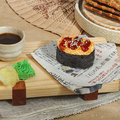 Запеченный гункан с креветкой классик в Pikapika по цене 1290 ₸