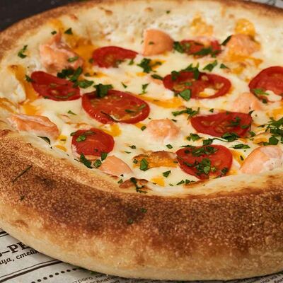 Пицца Сливочный лосось L Сушими в Сушими по цене 650 ₽