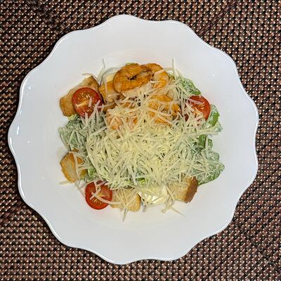Цезарь с креветками в Самолет Ан-24 по цене 830 ₽